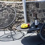 Apartmanhotel White Cave 4*