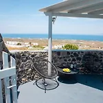 White Cave Apartmanhotel Ía