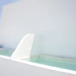 White Cave Οία