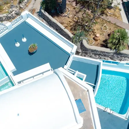 White Cave Hotel apartamentowy Oia