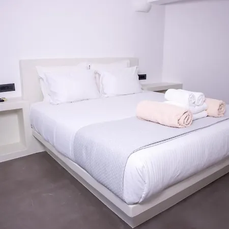 Hotel apartamentowy White Cave