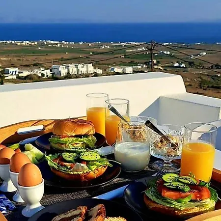 Hotel apartamentowy White Cave 3*