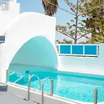 White Cave Hotel apartamentowy Oia