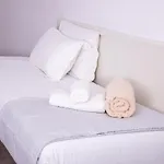 White Cave 4*