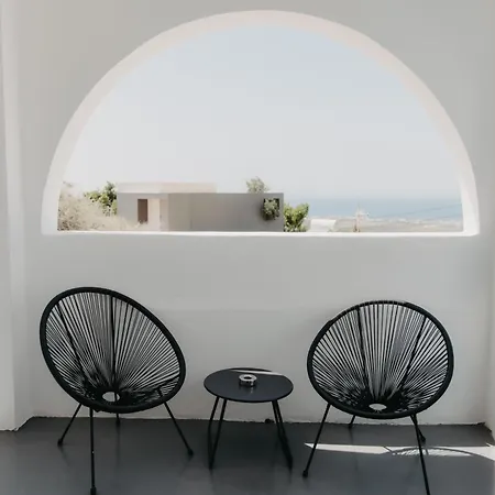 White Cave 4* Oia