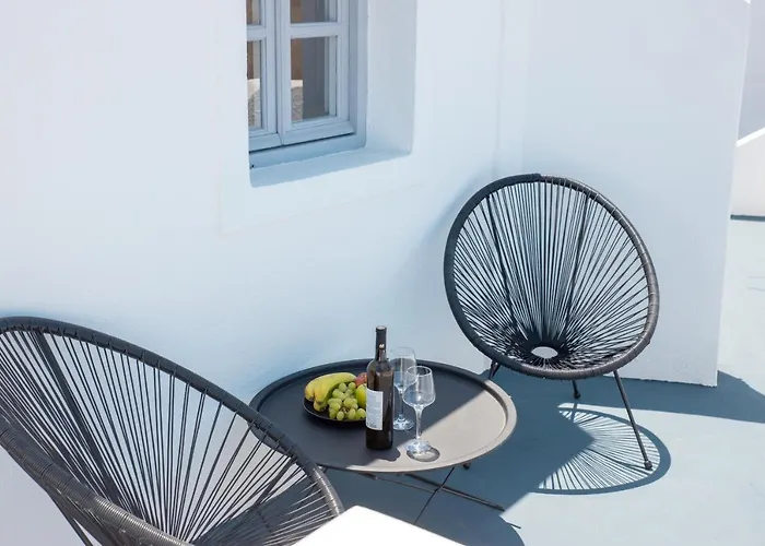 Apartmanhotel White Cave Ía