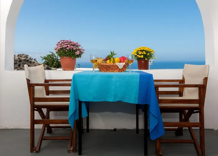 Apartmanhotel White Cave 4*