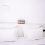 White Cave מלון דירות