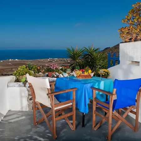 White Cave Apartmanhotel