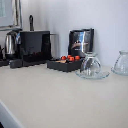 White Cave Apartmanhotel