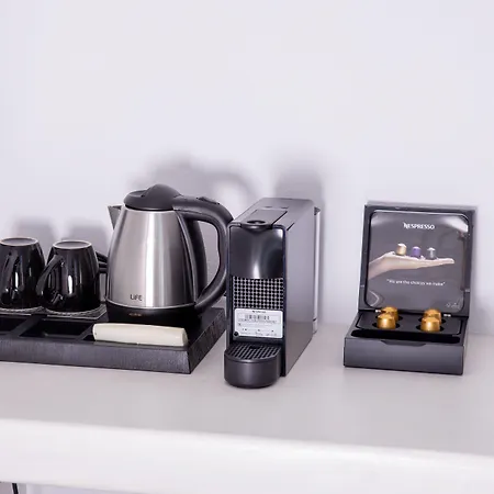 Apartmanhotel White Cave 4*